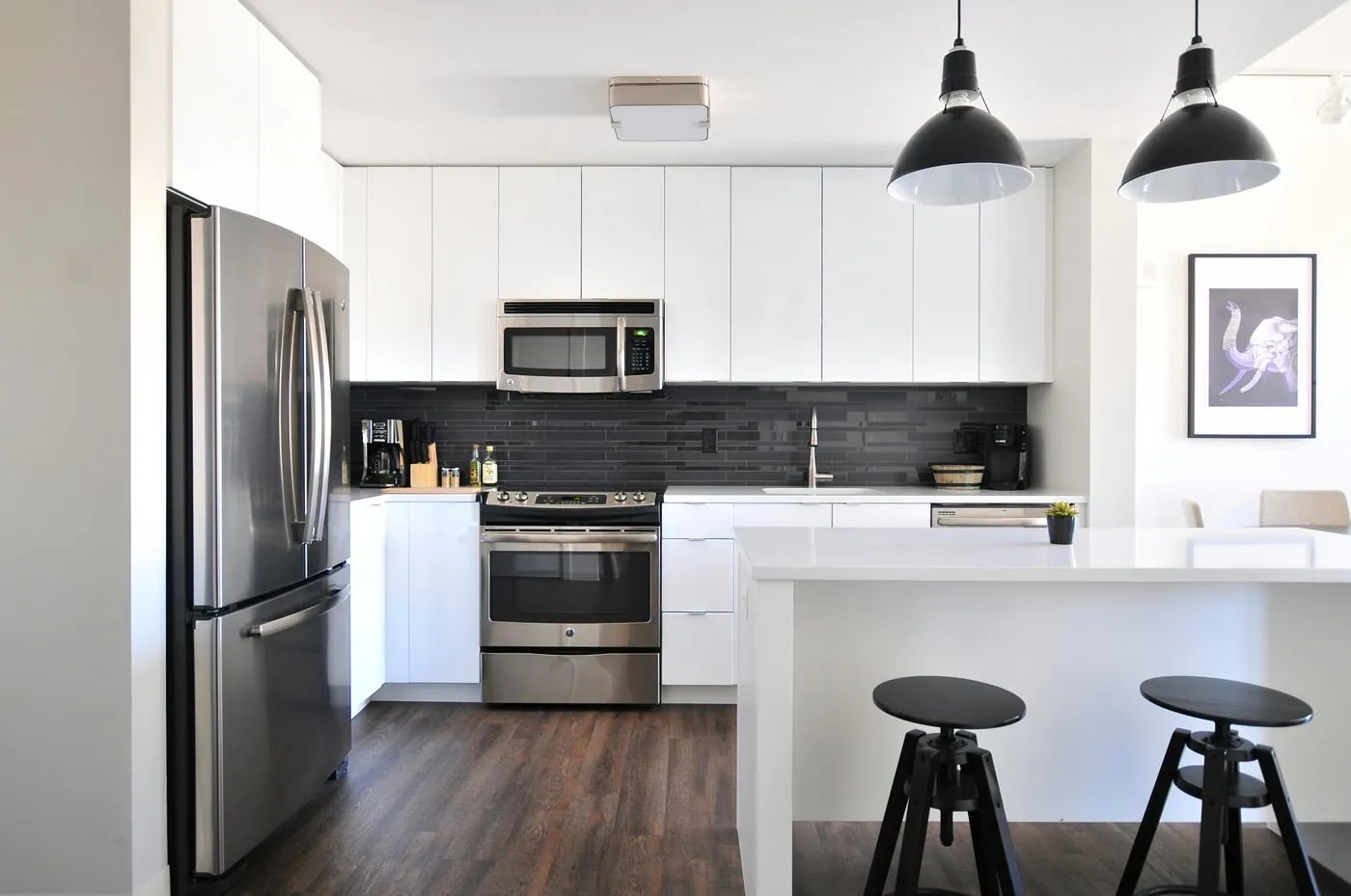 Kitchen, a single exposure